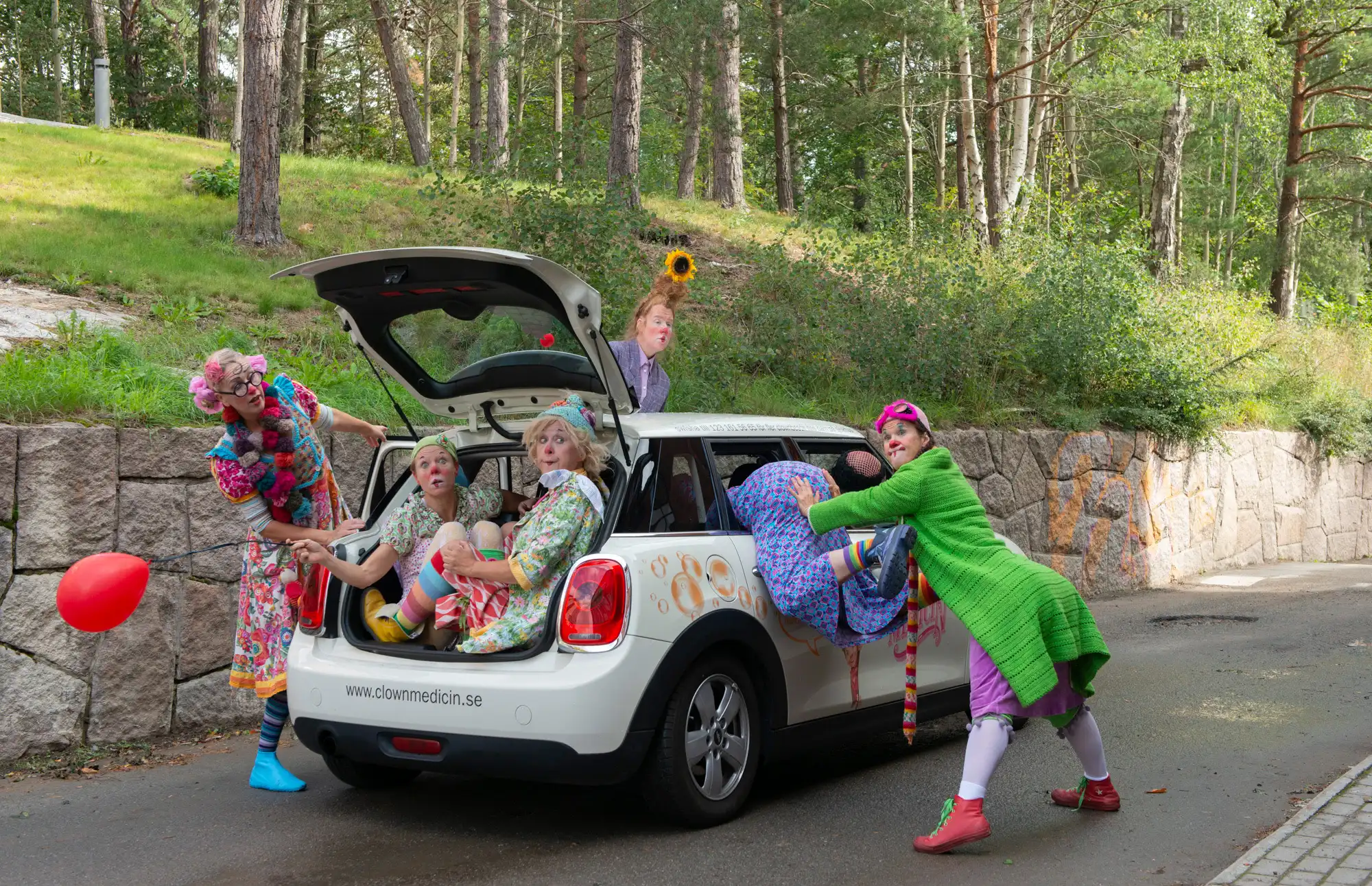 Allmänna Arvfondsprojekt – Clownbesök i hemsjukvård – anhörigbarn
